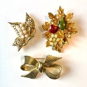 Lot of Gold Tone Brooches